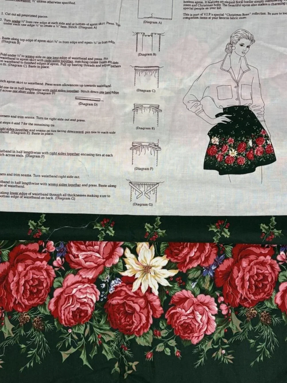 Vtg VIP Christmas Rose Apron Cut & Sew Fabric Panel Floral Holly Holiday Green